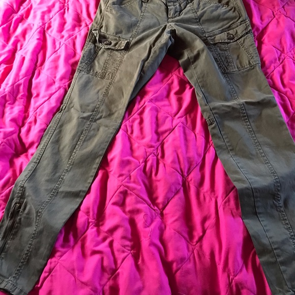 Pants - Picture 2 of 3